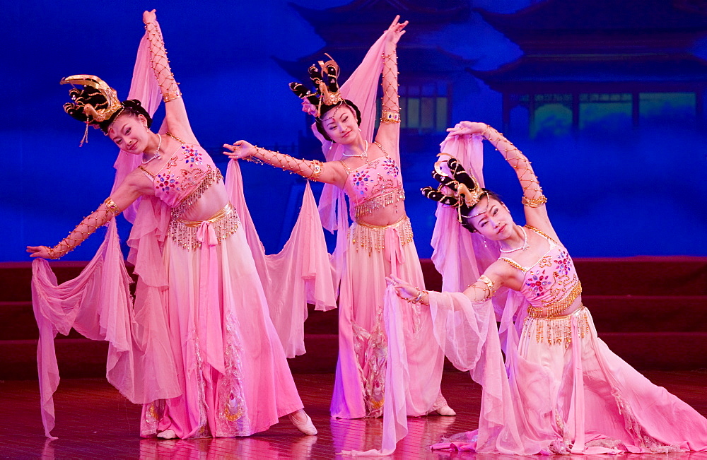 Dancers performing in the Tang Dance Show, Shaanxi Grand Opera House, Xian, China