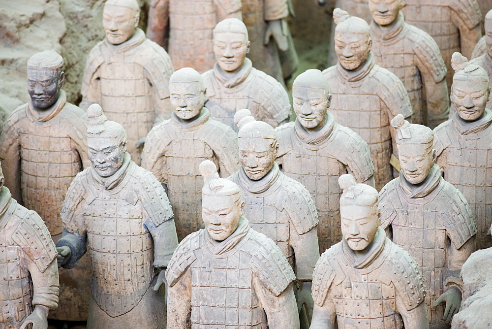 Infantry men figures in Pit 1 at Qin Museum, exhibition halls of Terracotta Warriors, Xian, China