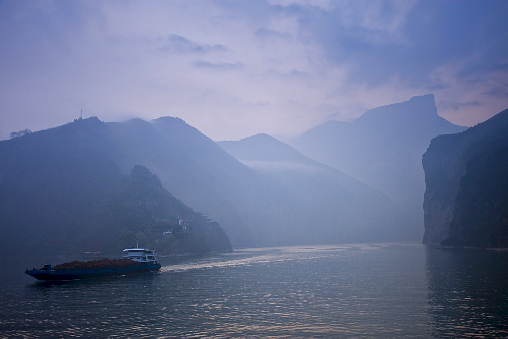 Transportation of coal by boat in Three Gorges area, Yangtze River, China