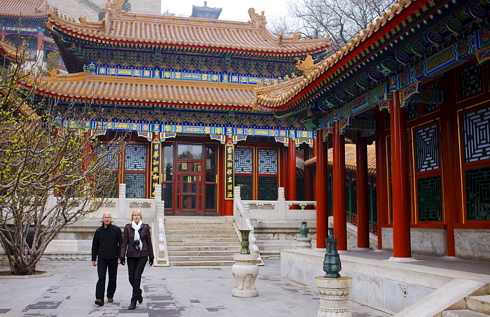 Wesern tourists at the Buddhist Incense Pavillion at The Summer Palace, Beijing, China