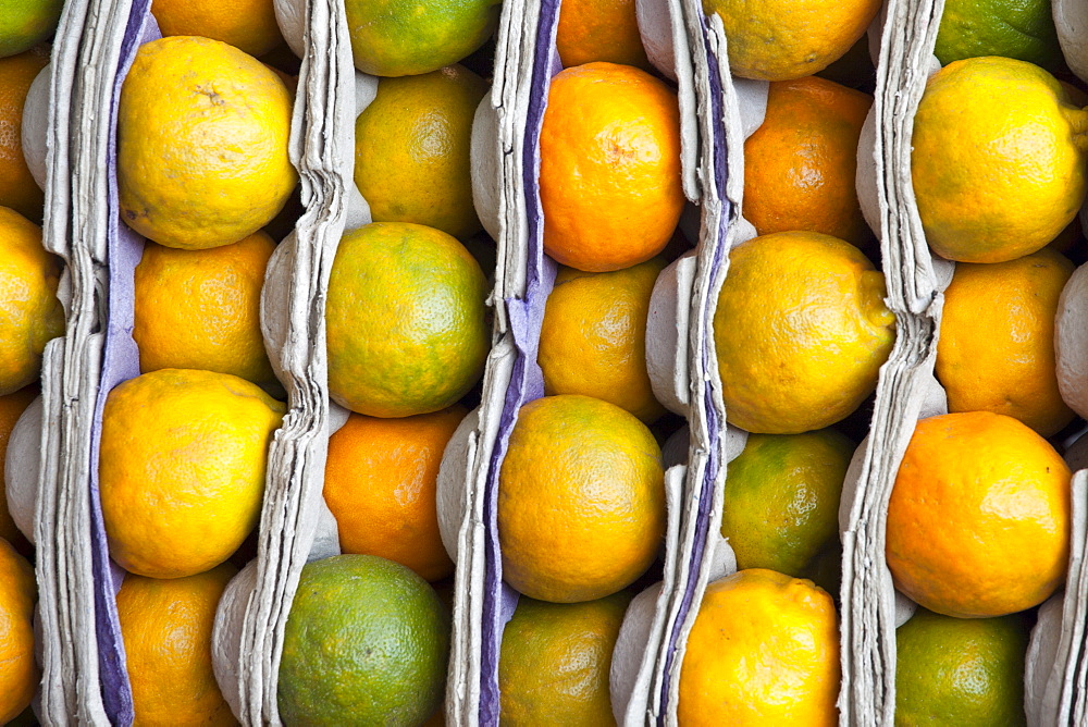 Fresh oranges on sale at market stall in Varanasi, Benares, India