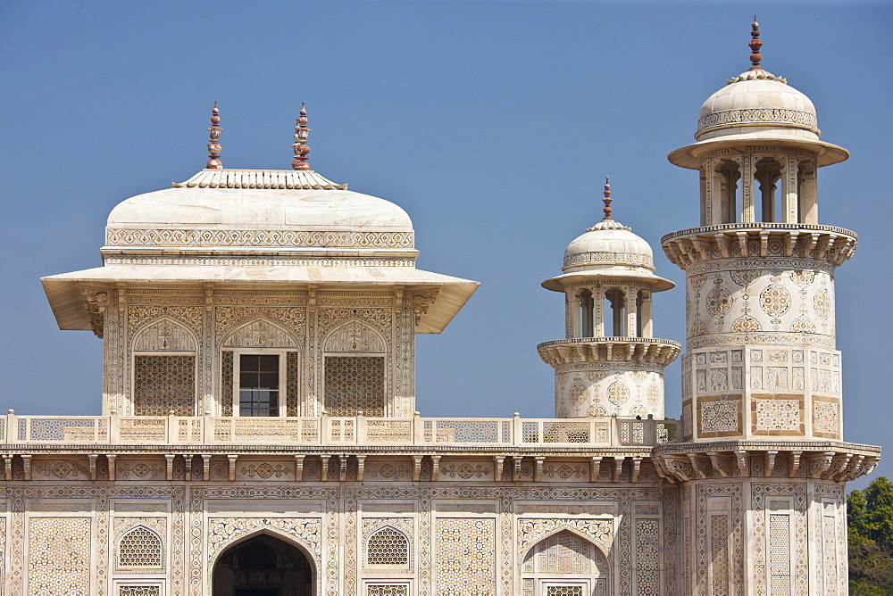 Tomb of Etimad Ud Doulah, 17th Century Mughal tomb built 1628, Agra, India