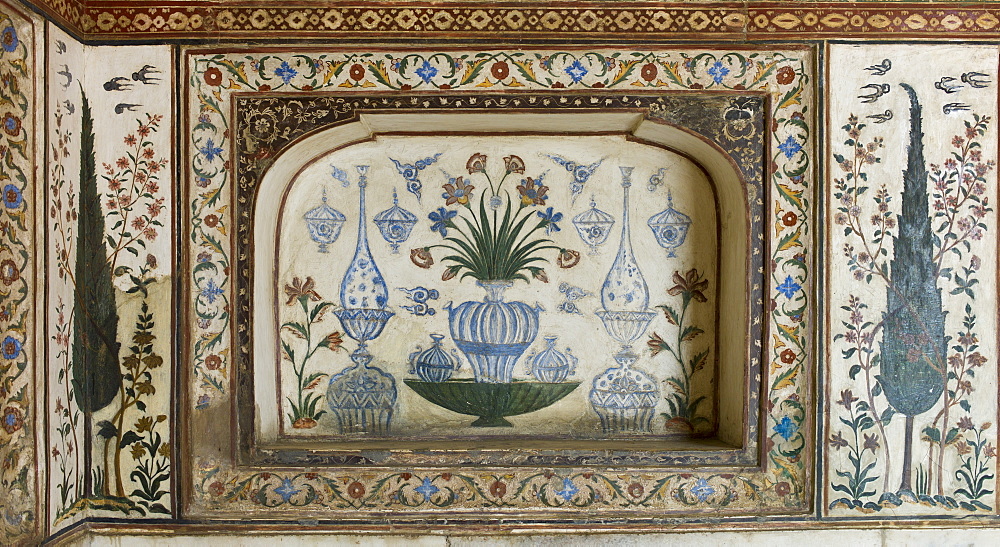 Pietra Dura stone and jewel inlay cut in marble frescoes at Tomb of Etimad Ud Doulah, 17th Century Mughal tomb built 1628, Agra, India