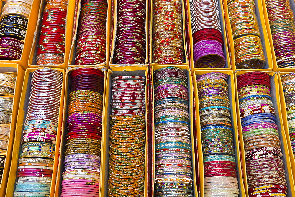 Traditional Indian bangles at The Amber Fort a Rajput fort built 16th Century in Jaipur, Rajasthan, Northern India