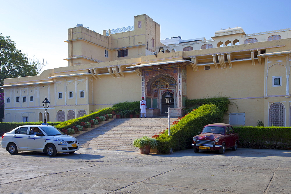 Ceremonial Guard at Samode Haveli luxury hotel, former merchant's house, in Jaipur, Rajasthan, Northern India