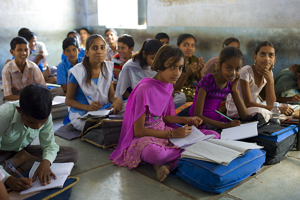 Indian children learning English at Rajyakaiya School in Narlai village, Rajasthan, Northern India