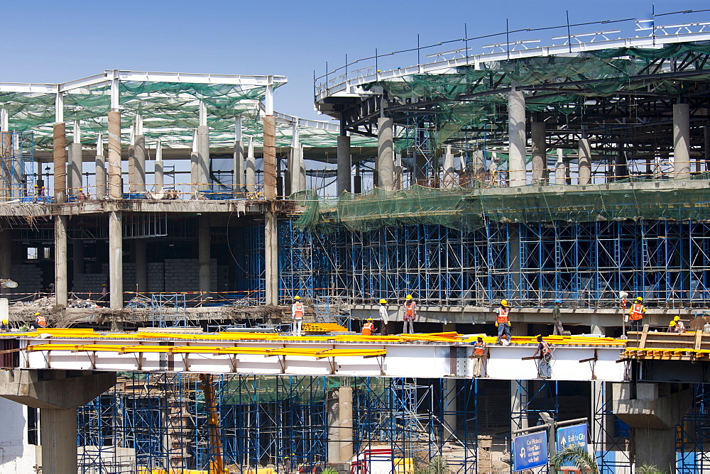 India's growing economy: construction site for new terminal and shopping complex at Chattrapati Shivaji International Airport Mumbai, India