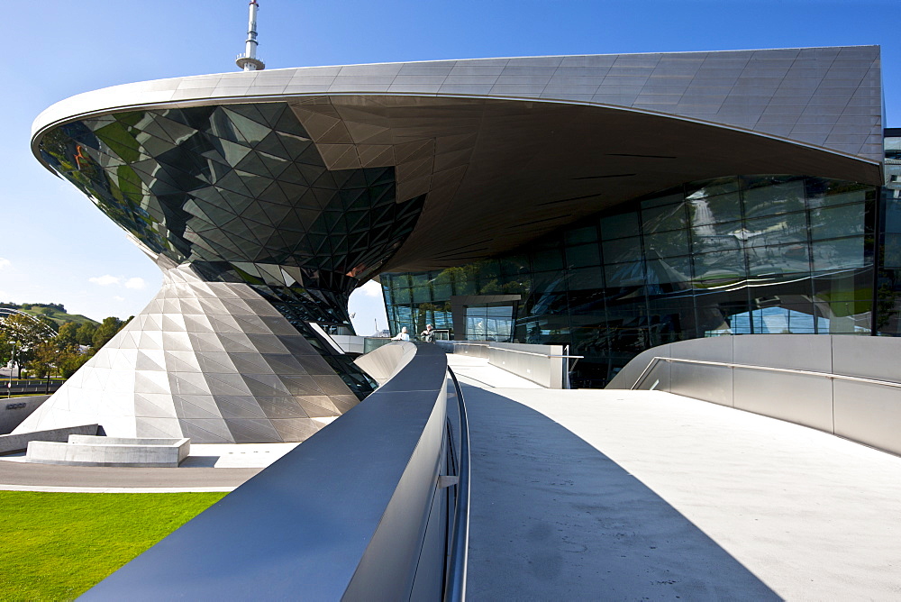 Modern architecture at the BMW Showroom, Customer Collection, Factory and Headquarters in Munich, Bavaria, Germany