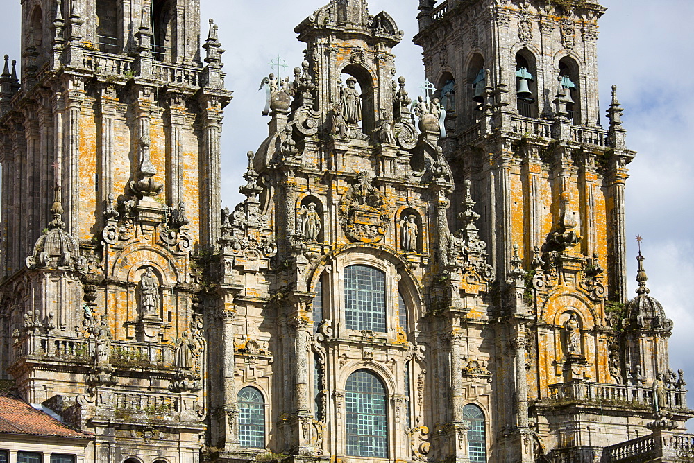 Facade do Obradoiro of the Baroque style Roman Catholic cathedral, Catedral de Santiago de Compostela, Galicia, Spain