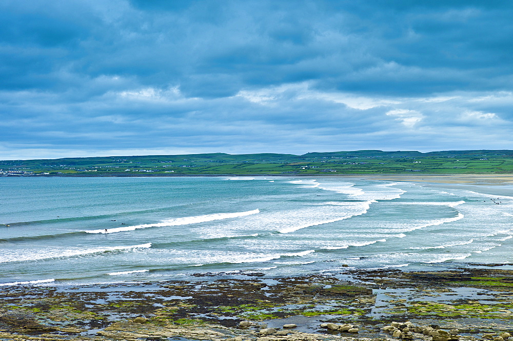 Beach and waves at Lahinch (Lehinch) famous surfing beach in County Clare, West Coast of Ireland