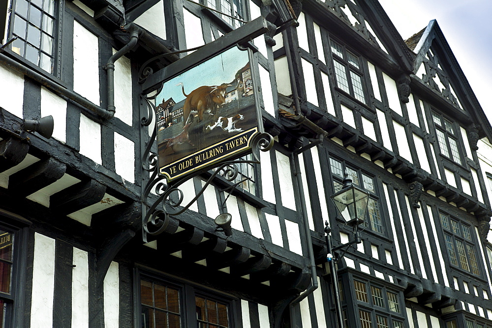 Ye Olde Bullring Tavern, 14th Century Tudor architecture in Ludlow, Shropshire, UK