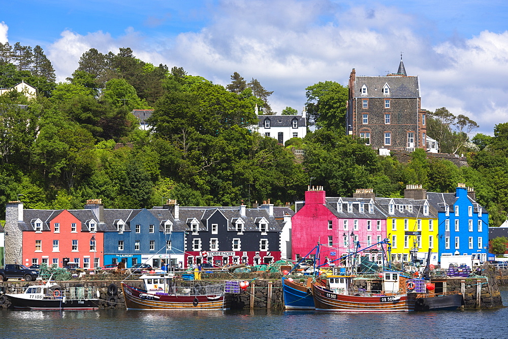 Multi-coloured buildings on the waterfront at Tobermory, Isle of Mull, Inner Hebrides, Scotland, United Kingdom, Europe