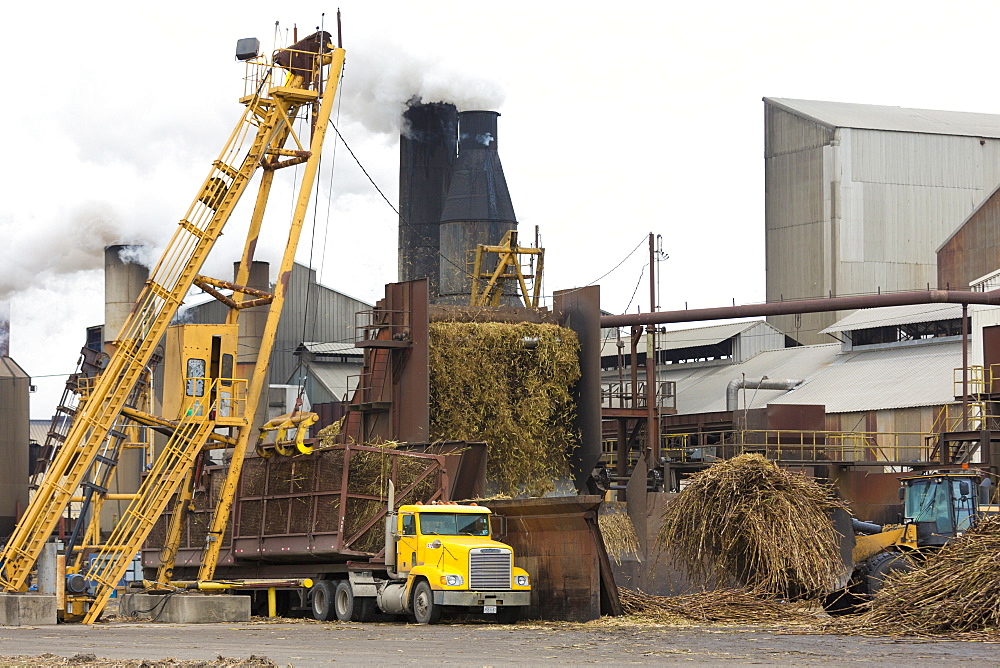 Sugarcane production factory St Mary Sugar Cooperative Sugar Mill processing raw sugar at Jeanerette, Louisiana, USA