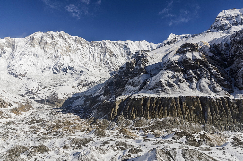 Annapurna I, 8091m, South Annapurna Glacier and its moraine and moraine ridge, from Annapurna Base Camp, 4130m, Annapurna Conservation Area, Nepal, Himalayas, Asia 