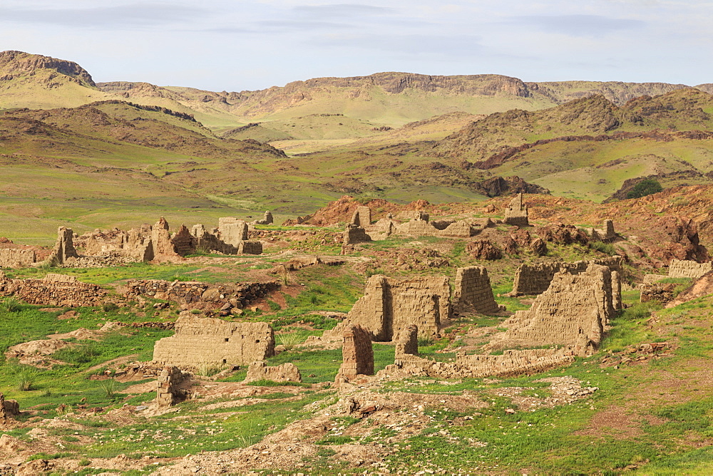 Ongiin Khiid monastery ruins, Saikhan Ovoo, The Gobi, Mongolia, Central Asia, Asia