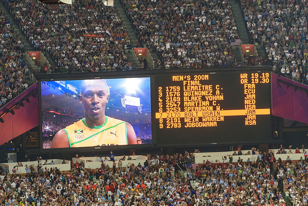 Stadium big screen shows Usain Bolt and finalists' names before Men's 200m final, London 2012, Olympic Games, London, England, United Kingdom, Europe