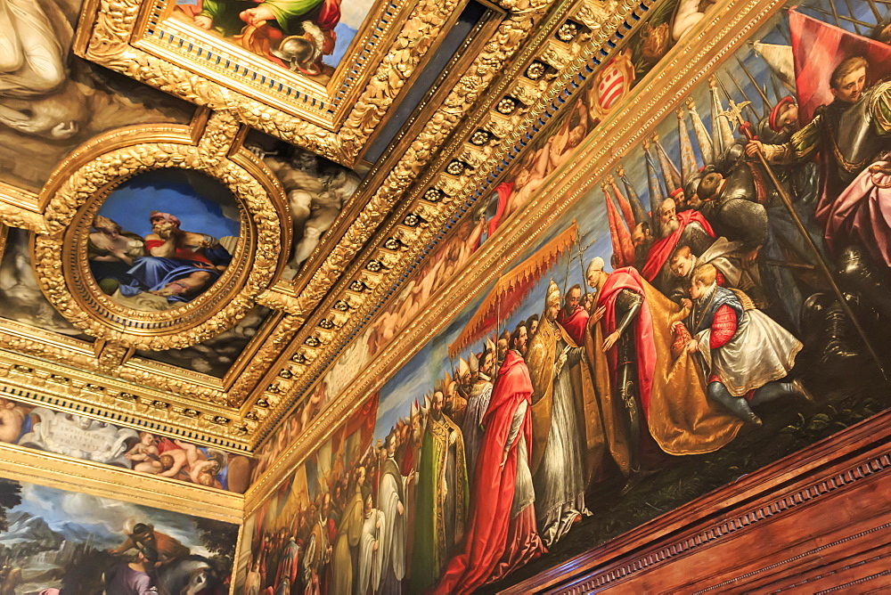 The Chamber of the Council of Ten, Palazzo Ducale (Doge's Palace), Venice, UNESCO World Heritage Site, Veneto, Italy, Europe