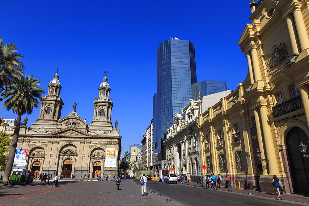 Metropolitan Cathedral and Museo Historico Nacional, Plaza de Armas, Santiago Centro, Santiago de Chile, Chile, South America