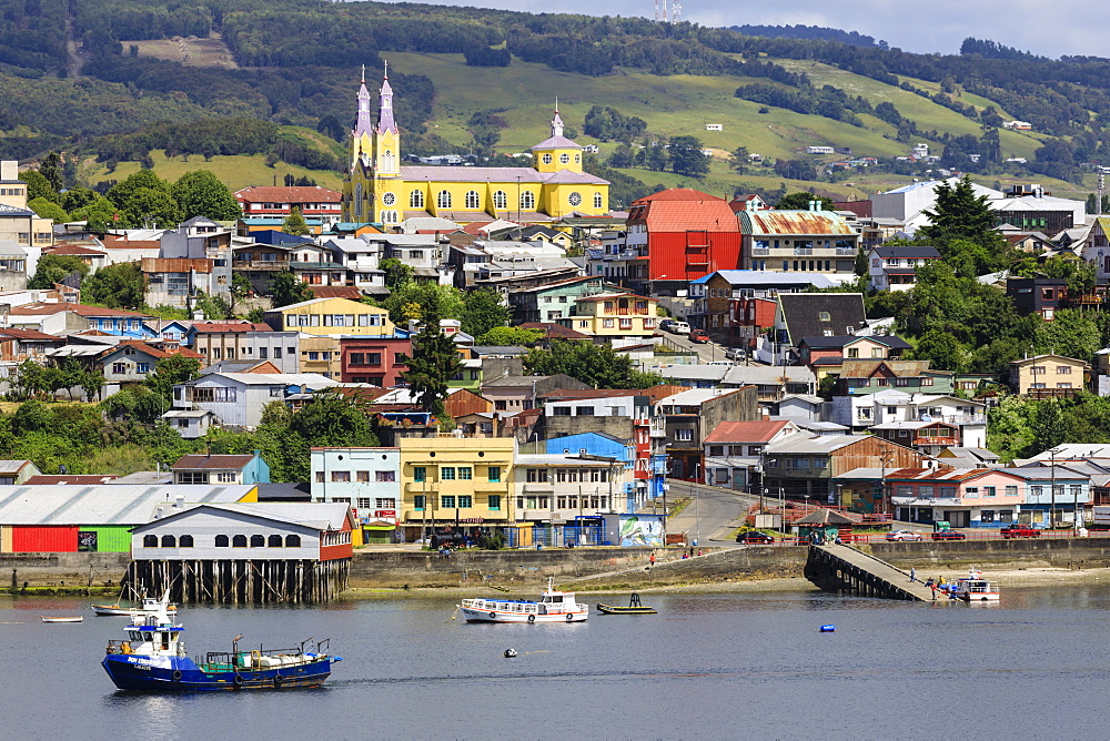 Castro, from the sea, Iglesia San Francisco de Castro, UNESCO World Heritage Site, fishing boats, Isla Grande de Chiloe, Chile, South America