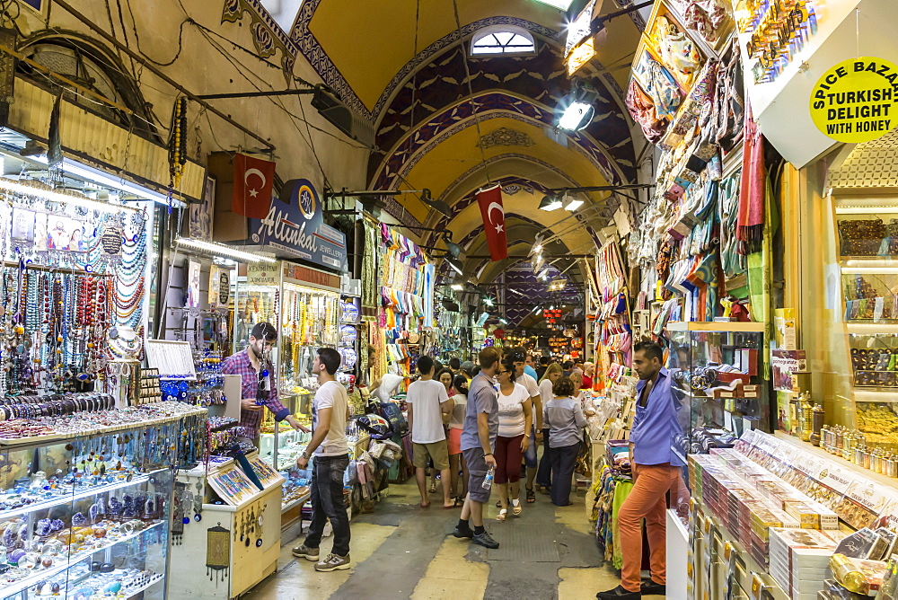 Busy street with many sellers and shoppers, Friday afternoon, Grand Bazaar, Bazaar District, Istanbul, Turkey, Europe