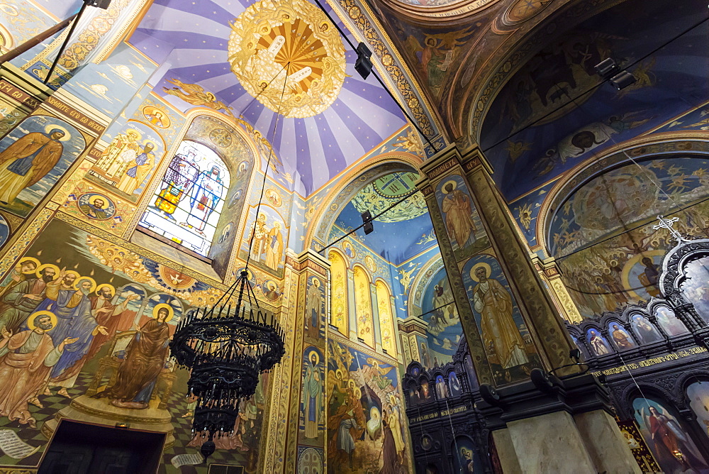 Interior murals and stained glass windows, Cathedral of the Assumption of the Virgin, Varna, Black Sea Coast, Bulgaria, Europe