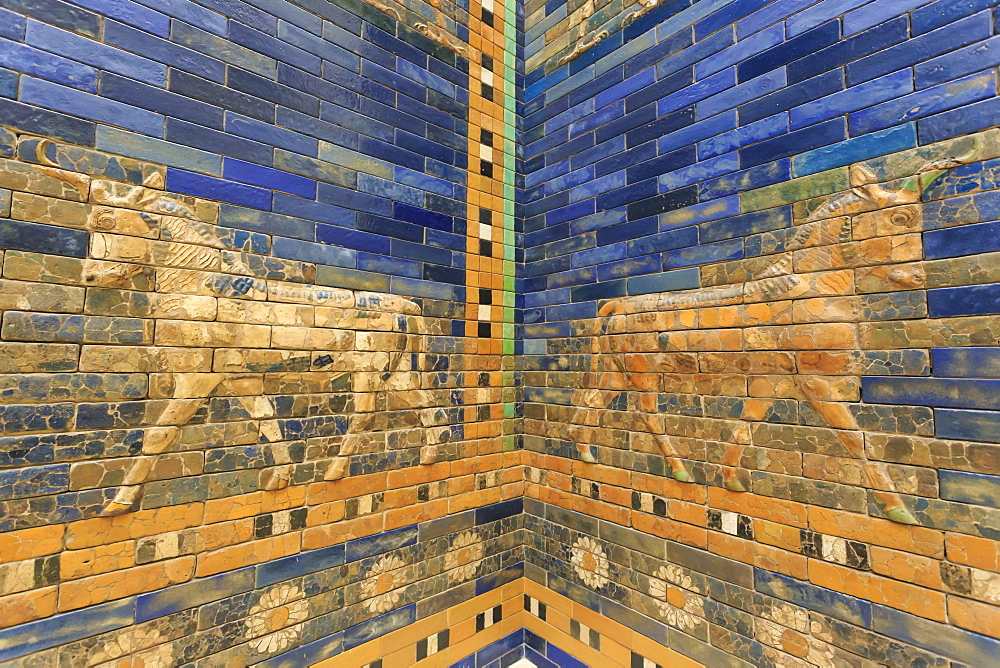 Blue glazed bricks with bull relief, Ishtar Gate (Babylon), Pergamonmuseum (Pergamon Museum), Museum Island, Berlin, Germany, Europe