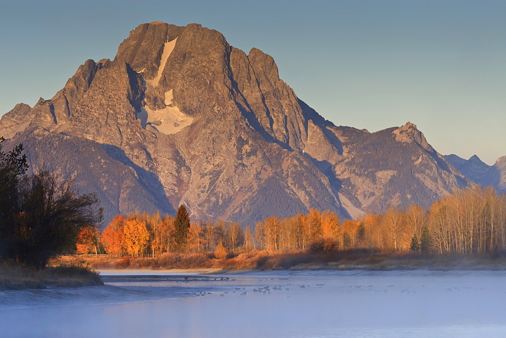 Frosty autumn (fall) dawn at Oxbow Bend, Snake River, Grand Teton National Park, Wyoming, United States of America, North America 