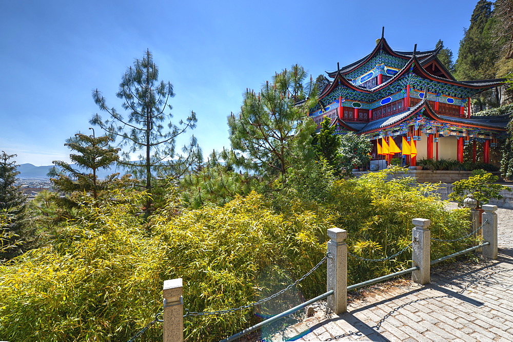 Temple and vegetation in Lijiang, part of the Mufu Wood Mansion complex, Lijiang, Yunnan, China, Asia 