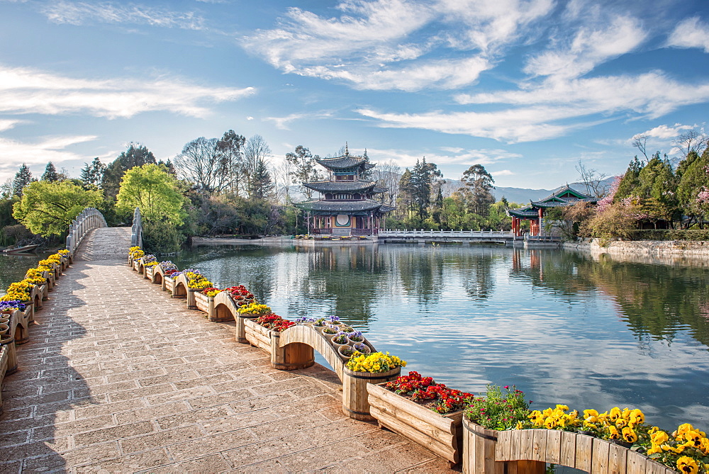 Moon Embracing Pavilion and Suocui Bridge at Black Dragon Pool, Lijiang, Yunnan, China, Asia 