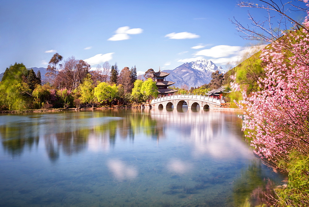 Heilongtan (Black Dragon Pool) in a long exposure, Lijiang, Yunnan, China, Asia