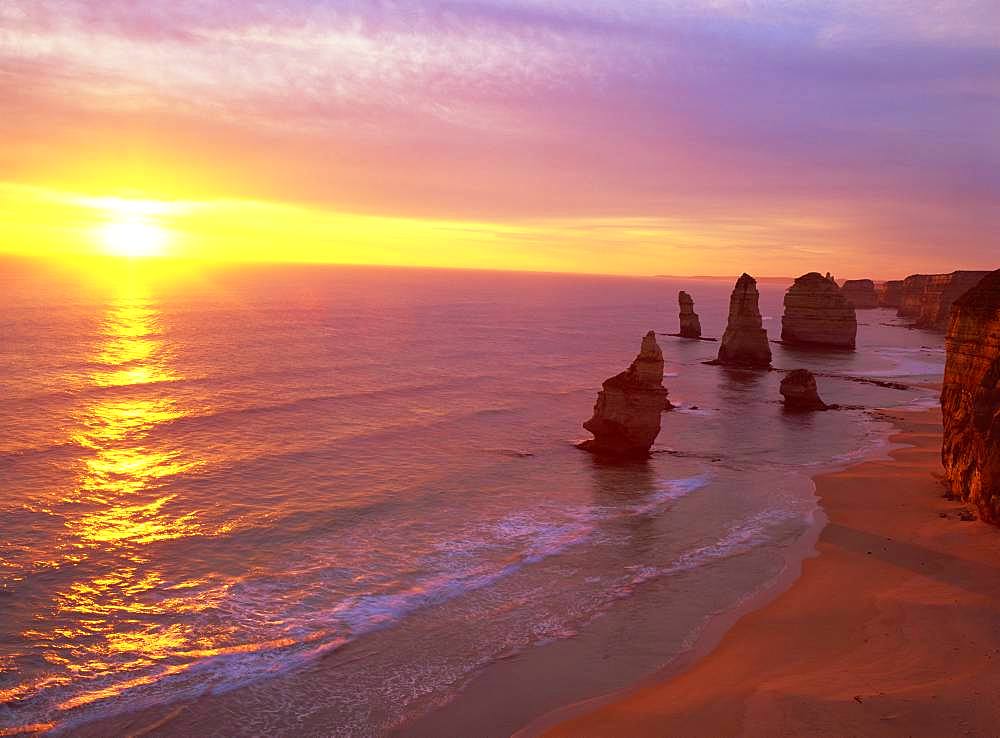 The Twelve Apostles, Australia