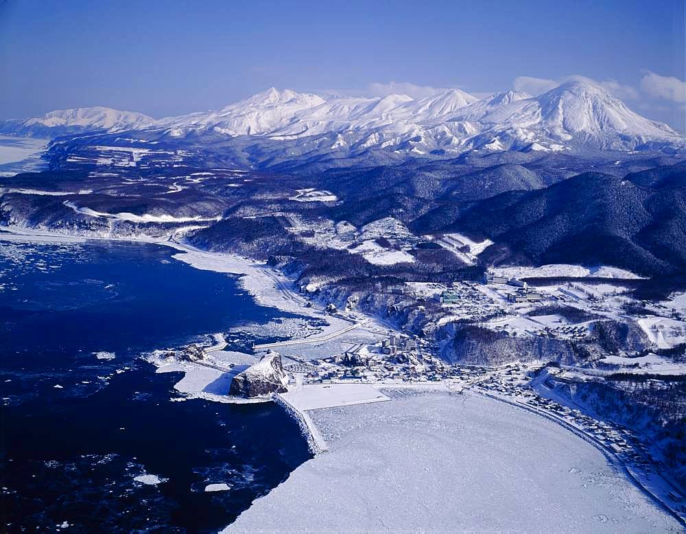 Shiretoko Mountain Range, Hokkaido, Japan