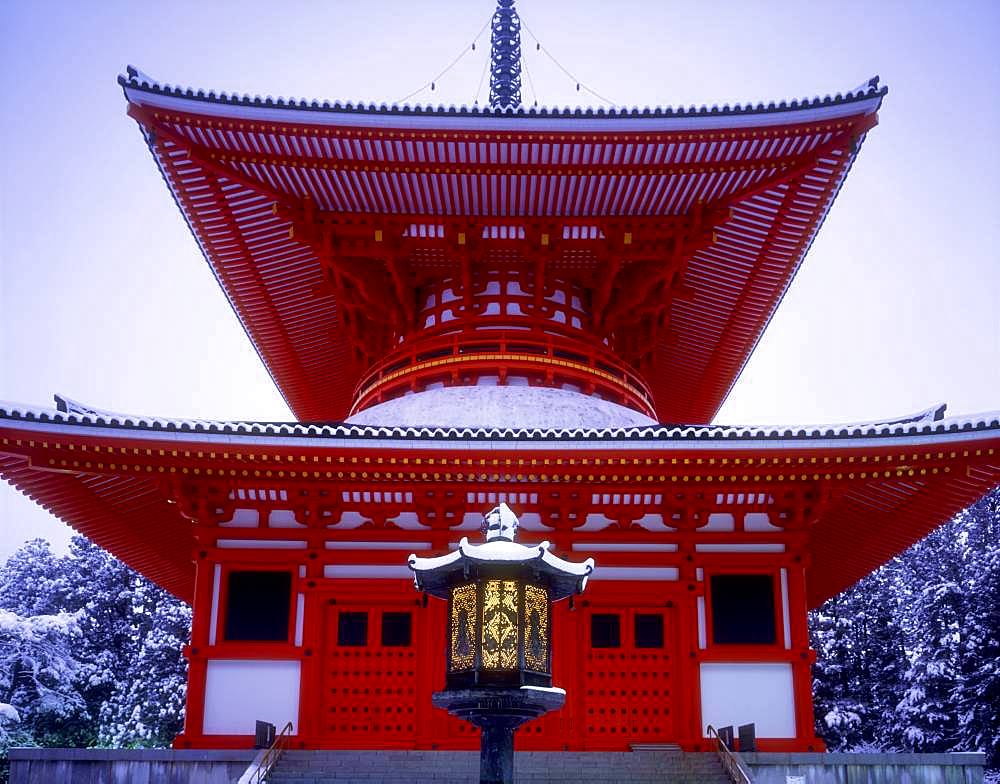 Konpondaitou, Koyasan, Wakayama, Japan