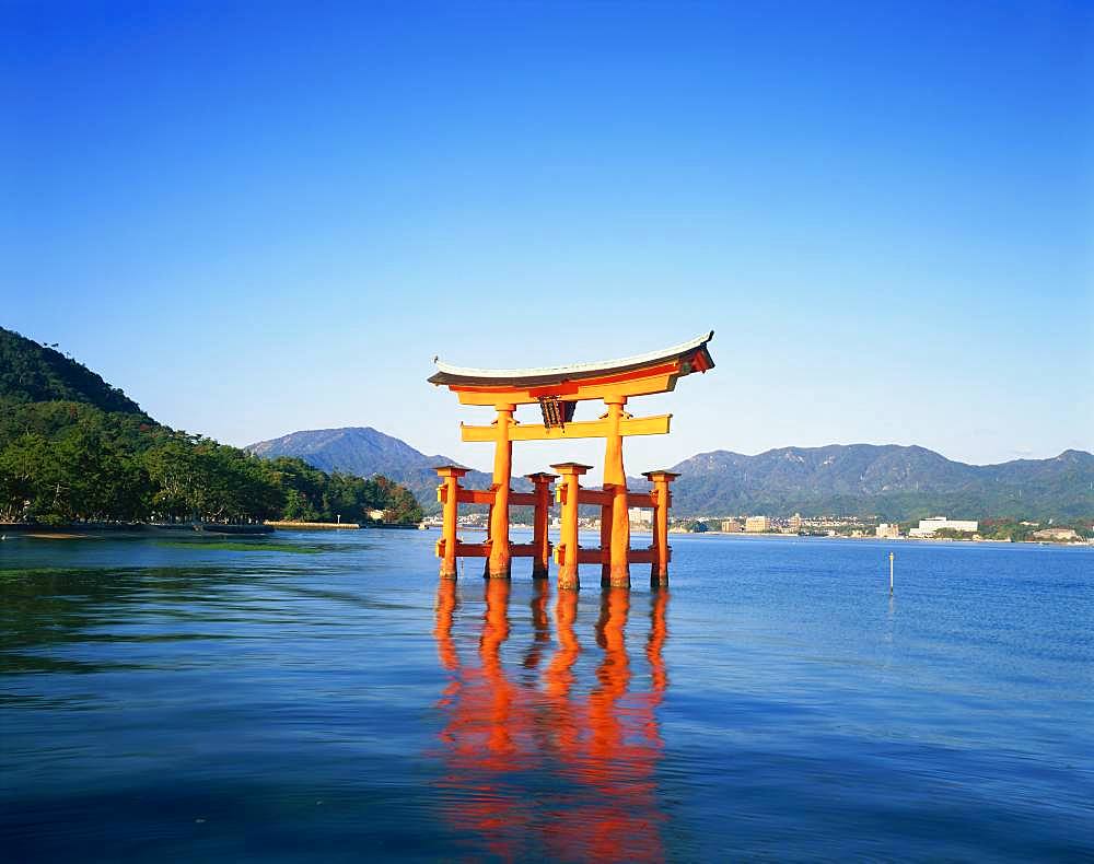 Itsukushima-jinja, Hiroshima Prefecture, Japan