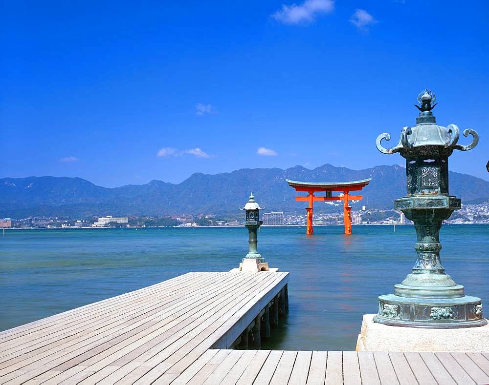 Itsukushima-jinja, Hiroshima Prefecture, Japan