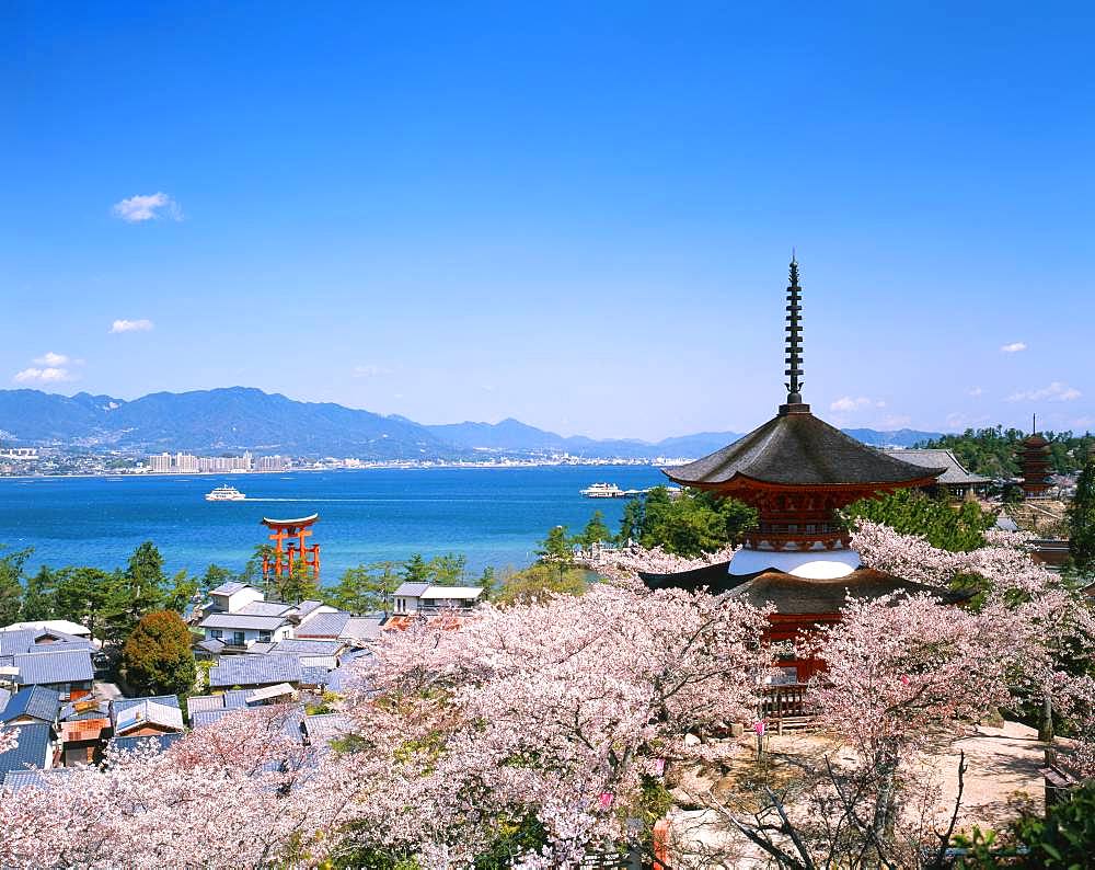 Itsukushima-jinja, Hiroshima Prefecture, Japan