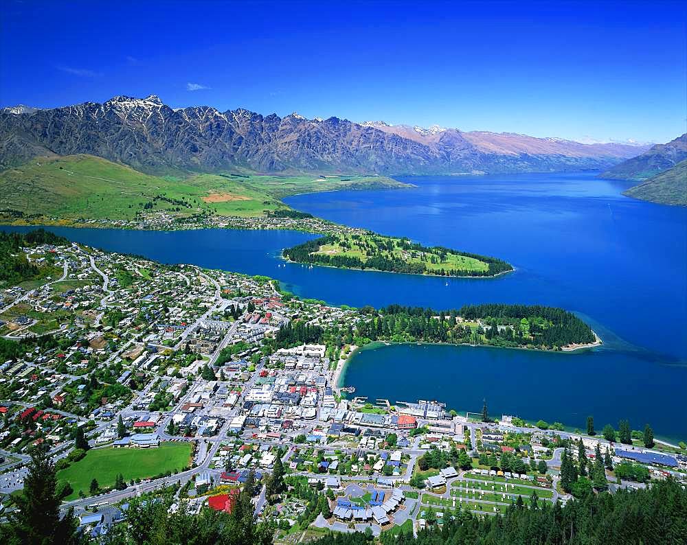 Lake Wakatipu, New Zealand