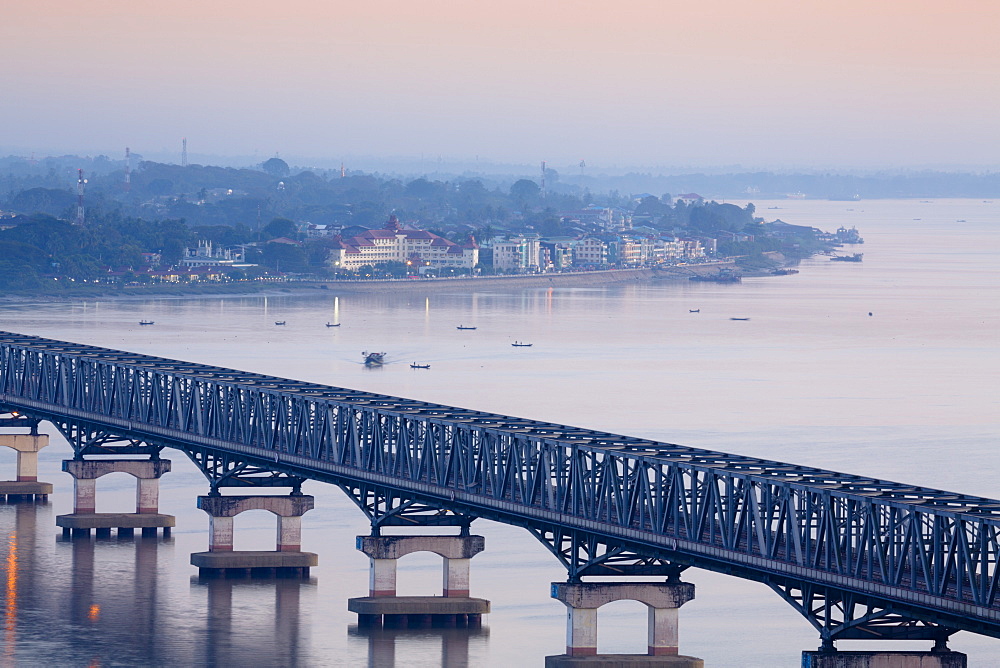 Views over the Thanlwin (Salween) river and Mawlamyine bridge and town, Mawlamyine, Mon, Myanmar (Burma), Southeast Asia