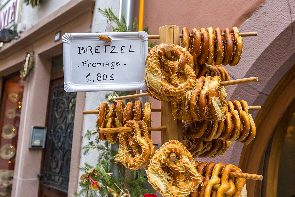 Typical bakery product called Bretzel in the shops of the old town, Kaysersberg, Haut-Rhin department, Alsace, France, Europe