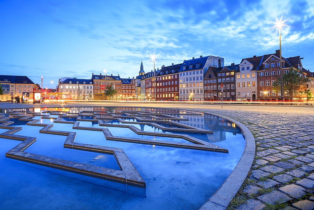 Fountain at night in Bertel Thorvaldsen's Square where Thorvaldsens Museum is located, Copenhagen, Denmark, Europe