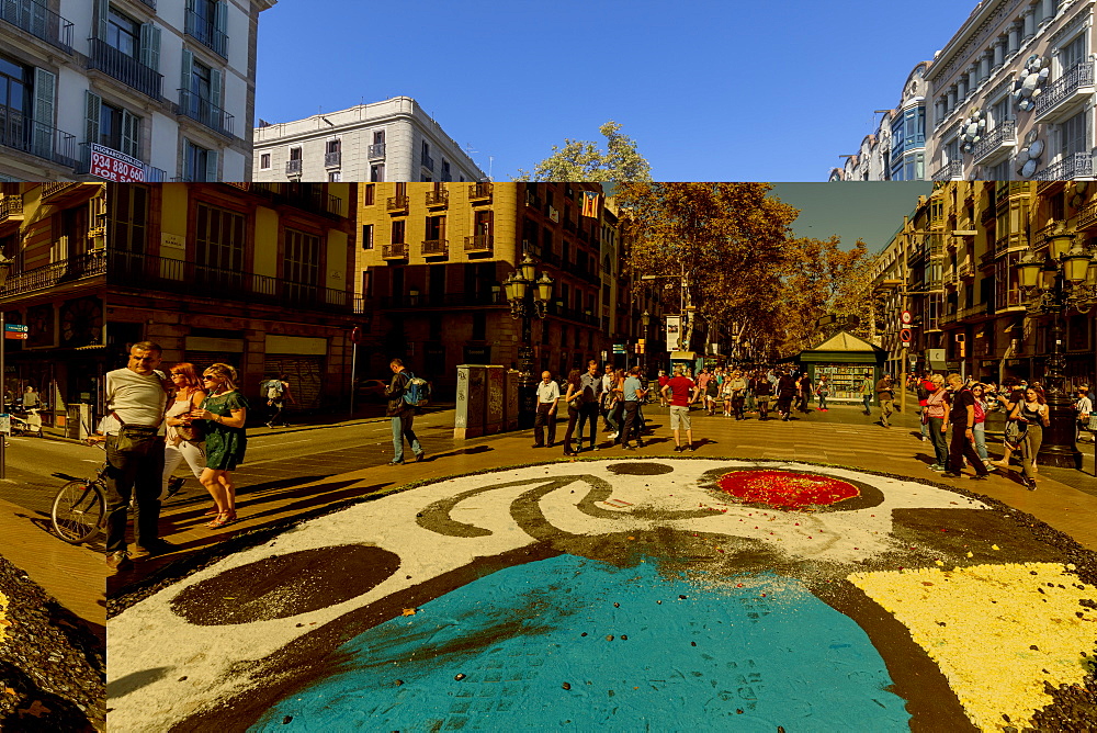 Tourists along La Rambla, Barcelona, Catalonia, Spain, Europe