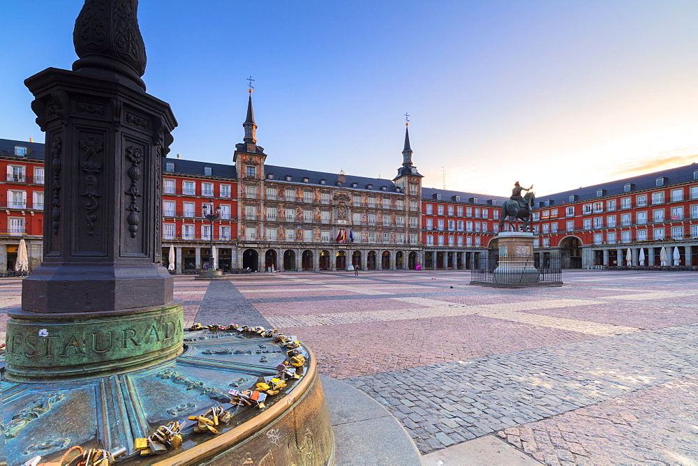 Padlocks, Plaza Major, Madrid, Spain, Europe