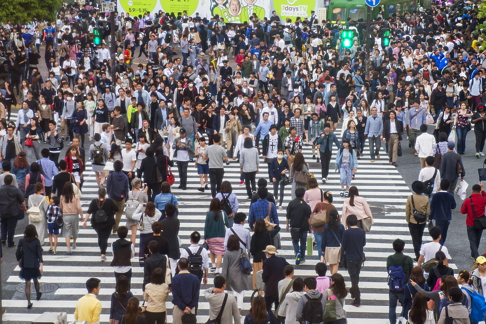 Shibuya crossing, the busiest road crossing in the world, Tokyo, Japan, Asia