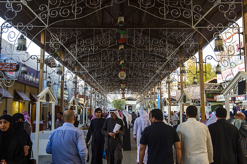 Beautiful bazaar, Souk Al-Mubarakiya, Kuwait City, Kuwait, Middle East