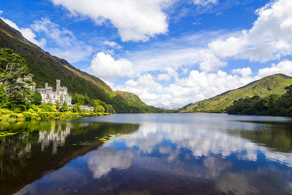 Kylemore Abbey on the Pollacapall Lough, Connemara National Park, County Galway, Connacht, Republic of Ireland, Europe