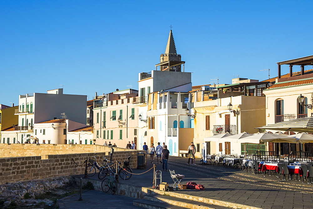 Ocean promenade in the coastal town of Alghero, Sardinia, Italy, Mediterranean, Europe