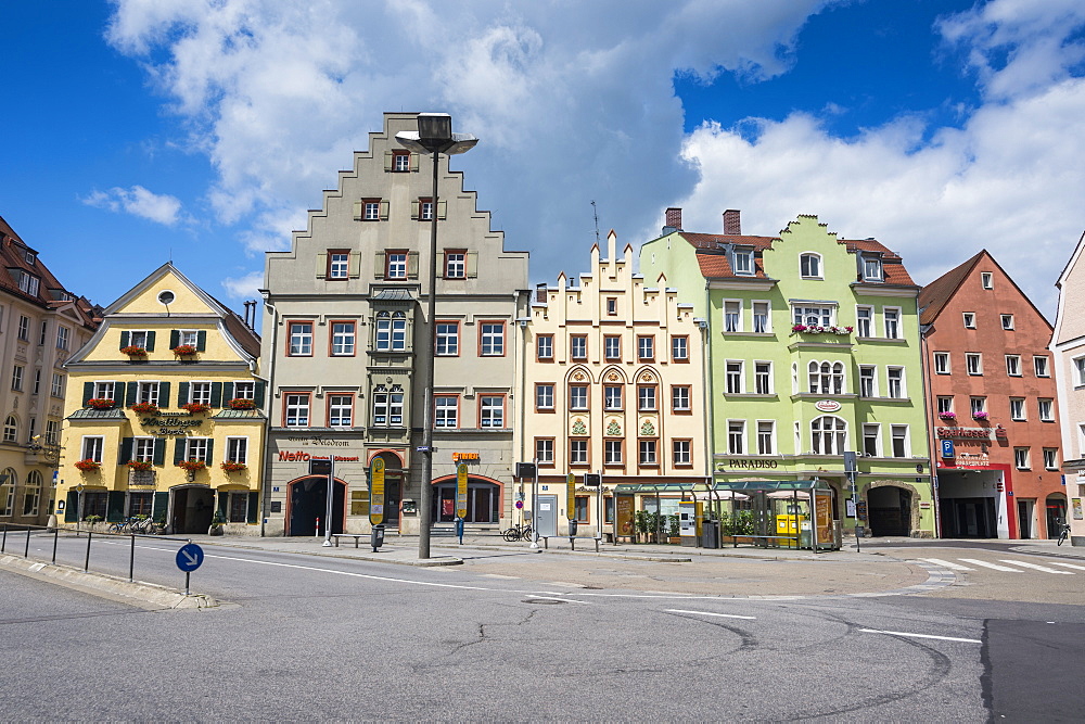 Old trader houses on Arnulfsplatz, a square in Regensburg, UNESCO World Heritage Site, Bavaria, Germany, Europe