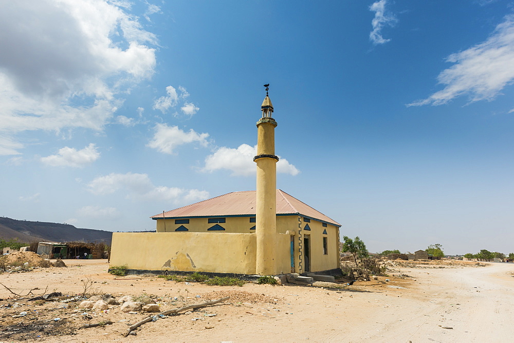 Little mosque in bush, Somaliland, Somalia, Africa