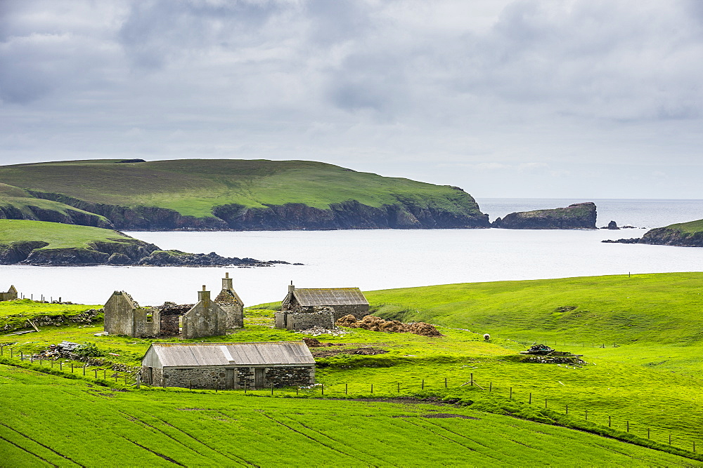 Abandonded farm, Shetland Islands, Scotland, United Kingdom, Europe