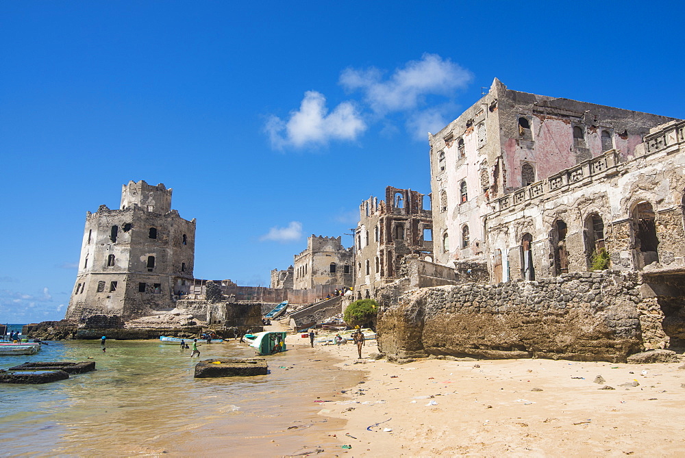 The old Italian harbour with its lighthouse, Mogadishu, Somalia, Africa